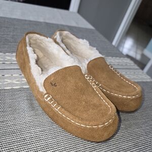 Koolaburra Women's Tan Suede Moccasins